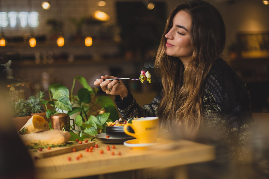 Mindful Eating: Cultivating Awareness for a Healthier Relationship with Food